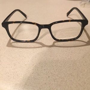 Warby Parker Wilkie glasses in Whiskey Tortoise